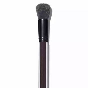 Kevyn Aucoin The Contour Brush. Makeup Brush *NEW